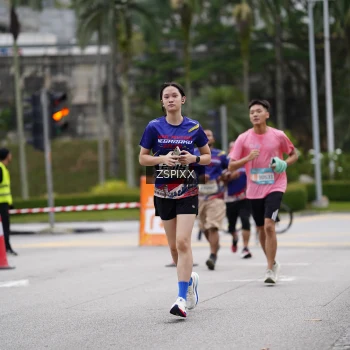 Runner Photo 3708771