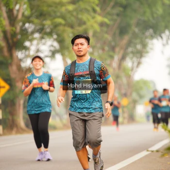 Runner Photo 3708814