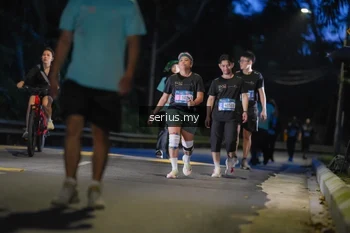 Runner Photo 3708835