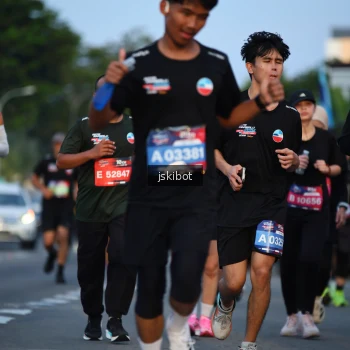 Runner Photo 3708858