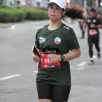 Runner Photo 3708891