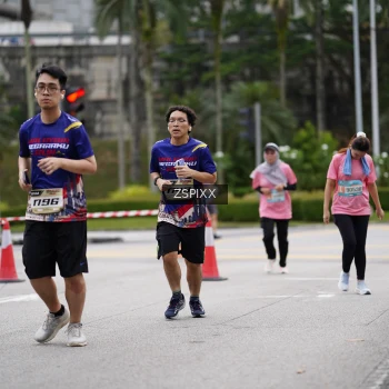 Runner Photo 3708892