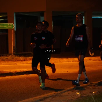 Runner Photo 3708929