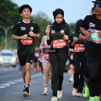 Runner Photo 3708955
