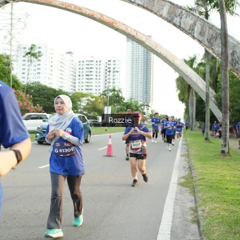 Runner Photo 3708973