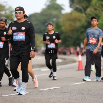 Runner Photo 3708991