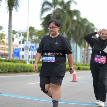 Runner Photo 3709040
