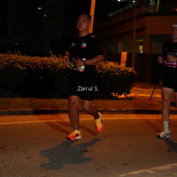 Runner Photo 3709044