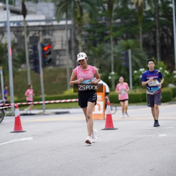 Runner Photo 3709054