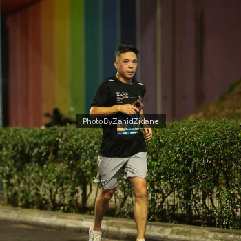 Runner Photo 3709056