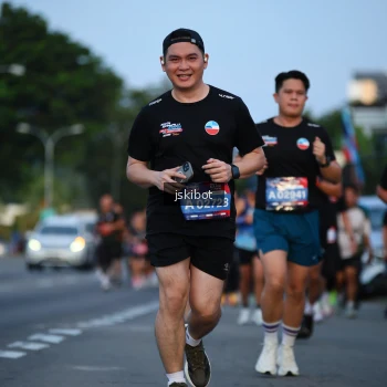 Runner Photo 3709086