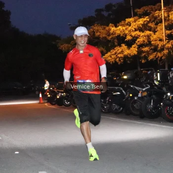 Runner Photo 3709091