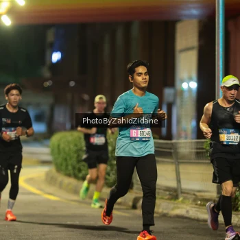 Runner Photo 3709120