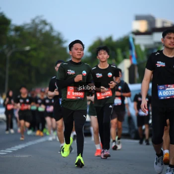 Runner Photo 3709127