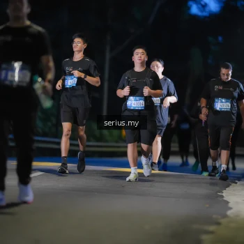 Runner Photo 3709129