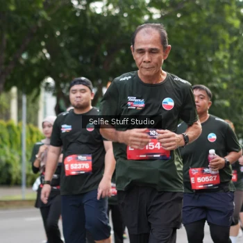 Runner Photo 3709142