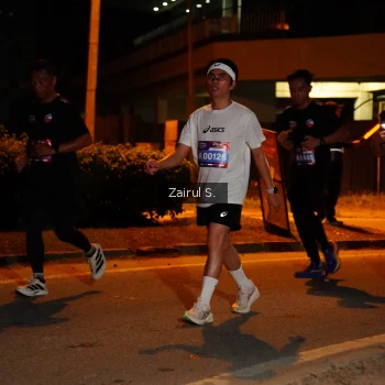Runner Photo 3709143