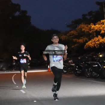 Runner Photo 3709151