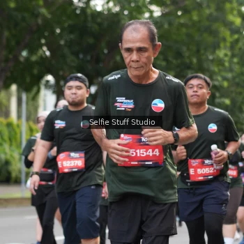 Runner Photo 3709160