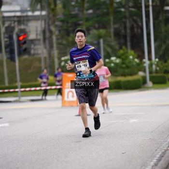 Runner Photo 3709165