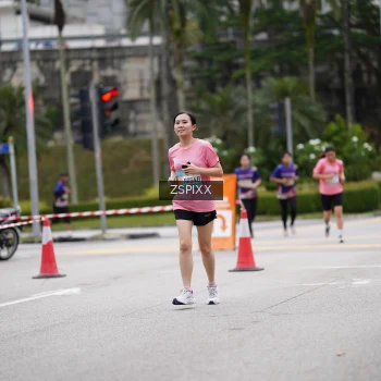 Runner Photo 3709171