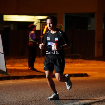 Runner Photo 3709176