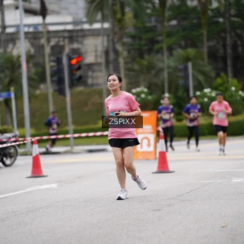 Runner Photo 3709192