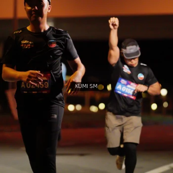 Runner Photo 3709215