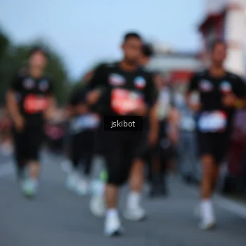 Runner Photo 3709245