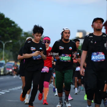 Runner Photo 3709274