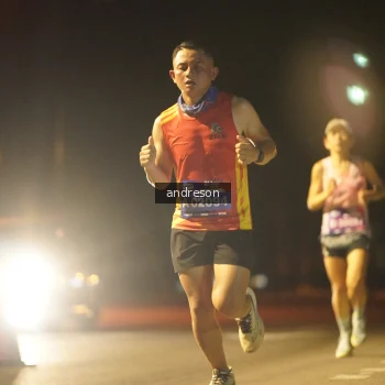 Runner Photo 3709287