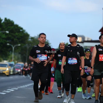 Runner Photo 3709293