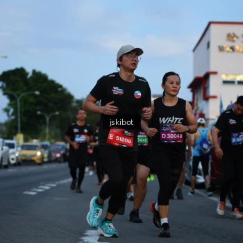Runner Photo 3709316