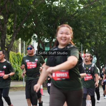 Runner Photo 3709343