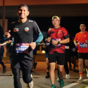 Runner Photo 3709344