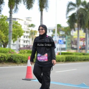 Runner Photo 3709411