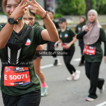 Runner Photo 3709423