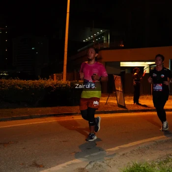 Runner Photo 3709424