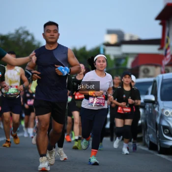 Runner Photo 3709438