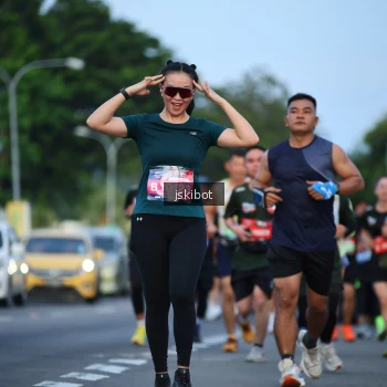Runner Photo 3709454