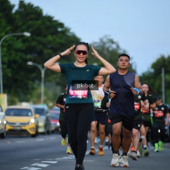 Runner Photo 3709463