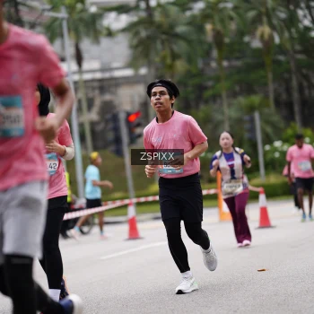 Runner Photo 3709482