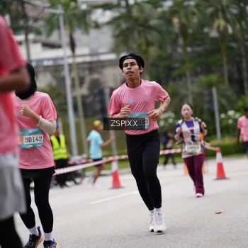Runner Photo 3709490
