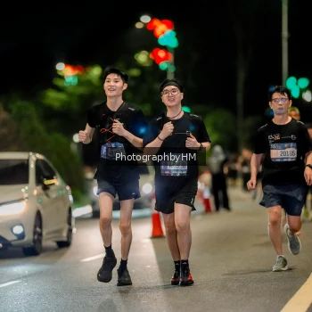 Runner Photo 3709491
