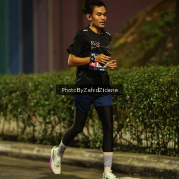 Runner Photo 3709494