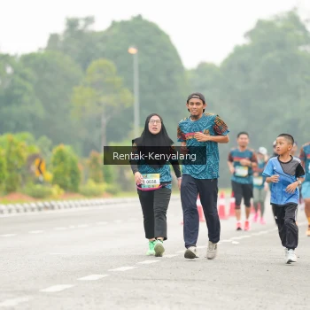 Runner Photo 3709498