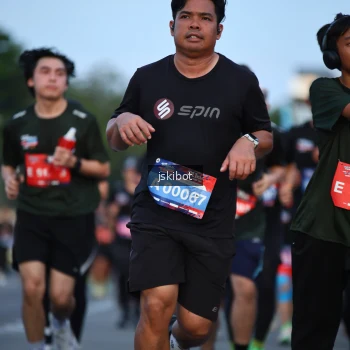 Runner Photo 3709508