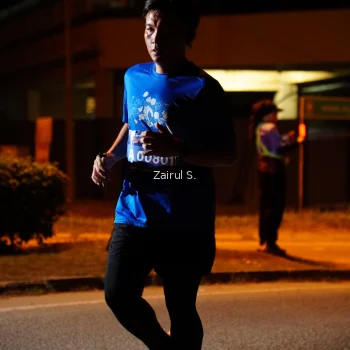 Runner Photo 3709513