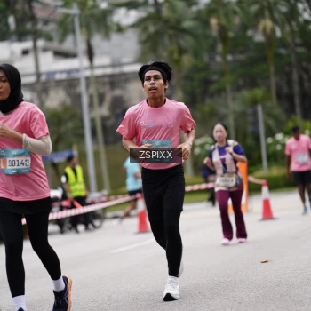 Runner Photo 3709533