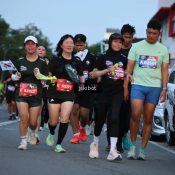 Runner Photo 3709552